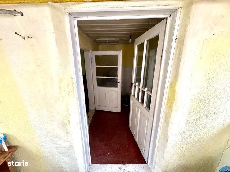 Casă cu 2 camere în Central