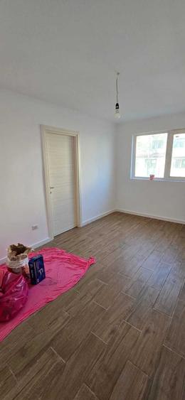 Vand apartament cu doua camere - 30 mp - 3