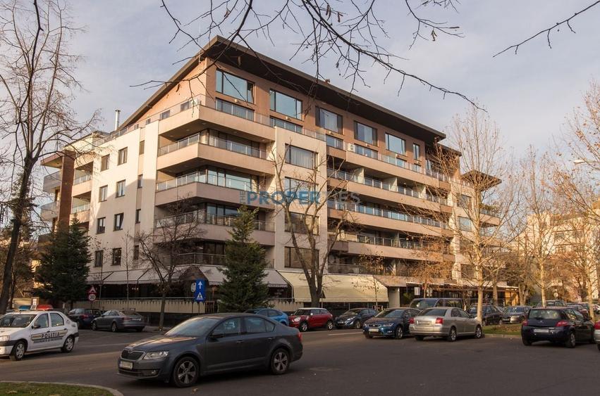 Birou, de 182 mp, în Primăverii