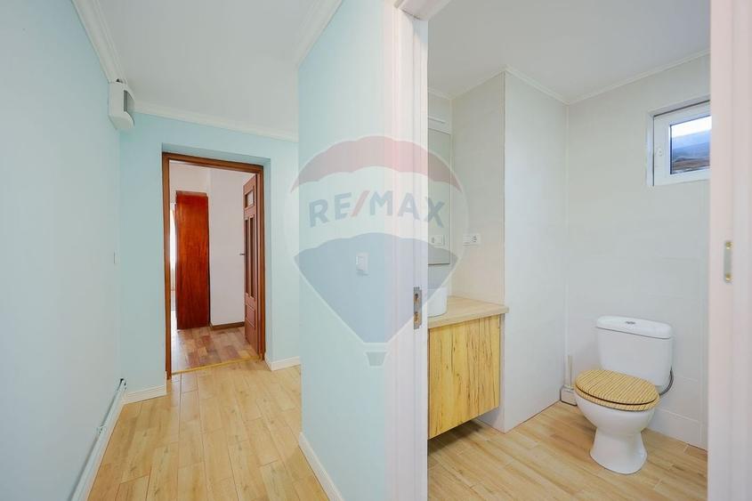 Casă individuală cu 4 camere cu Teren 500 Mp în Salca