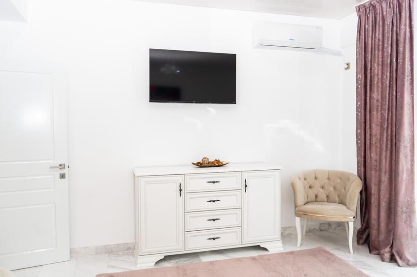 Rafinament la înălțime – Apartament Premium cu Piscină, (Parcare inclusa)(AXV28) - 11