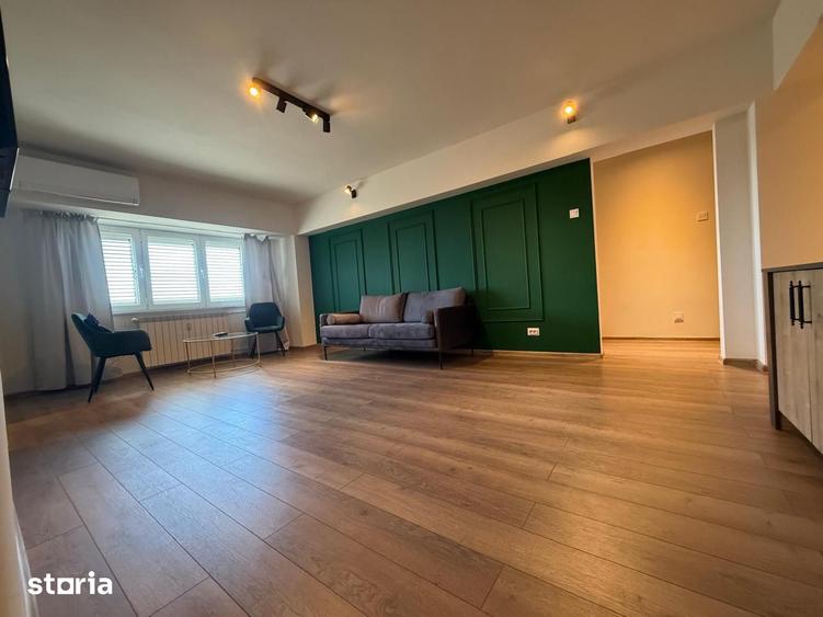 Apartament cu 4 camere în Centrul Civic
