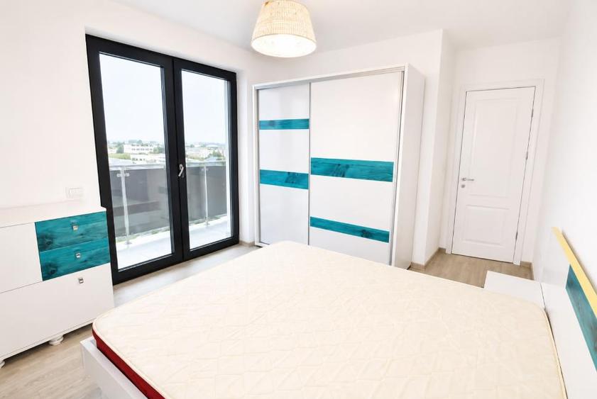 Apartament cu 3 camere decomandat, mobilat în Central
