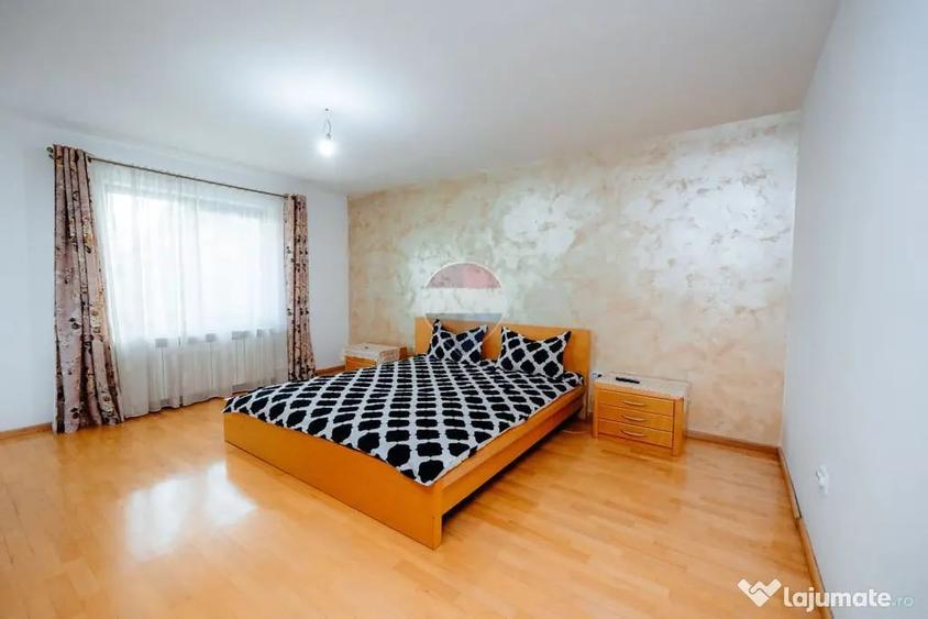 Casă cu 4 camere cu Teren 779 Mp în Piscani
