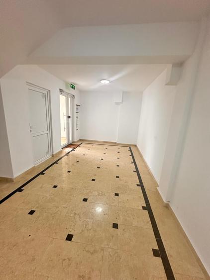 Apartament cu 2 camere semidecomandat, mobilat în Metalurgiei