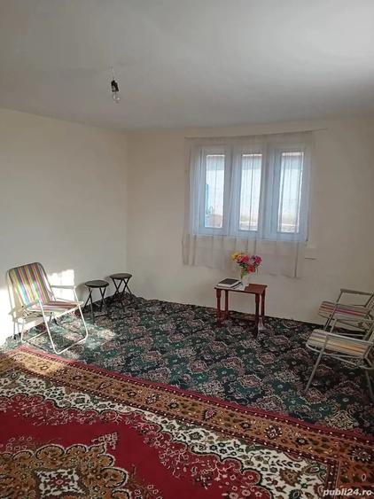 Casă cu 3 camere cu Teren 855 Mp în Central