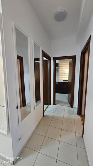Apartament cu 2 camere decomandat în Candiano Popescu