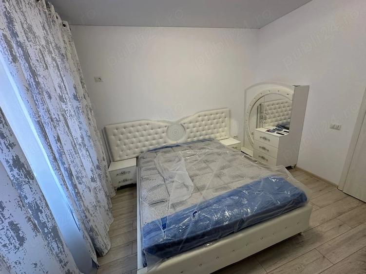 Apartament cu 2 camere decomandat în Roșu