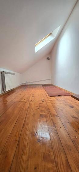 Casă individuală cu 6 camere cu Canalizare în Dealuri Oradea