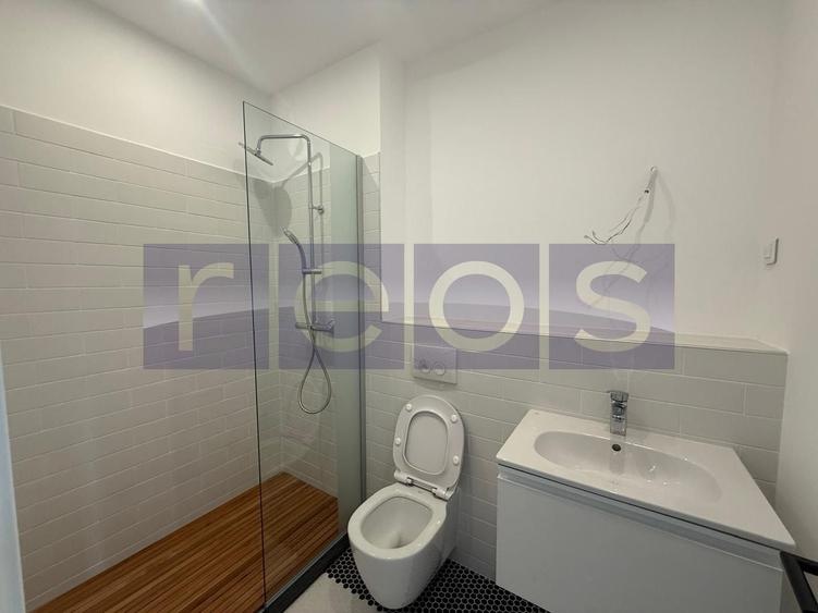 Apartament cu 3 camere în Străulești