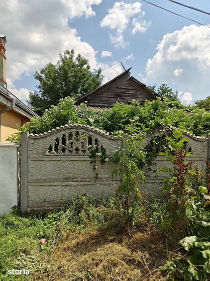 Teren de 1000 mp, în Voinești