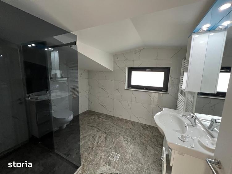 Casă cu 4 camere cu Teren 350 Mp în Central