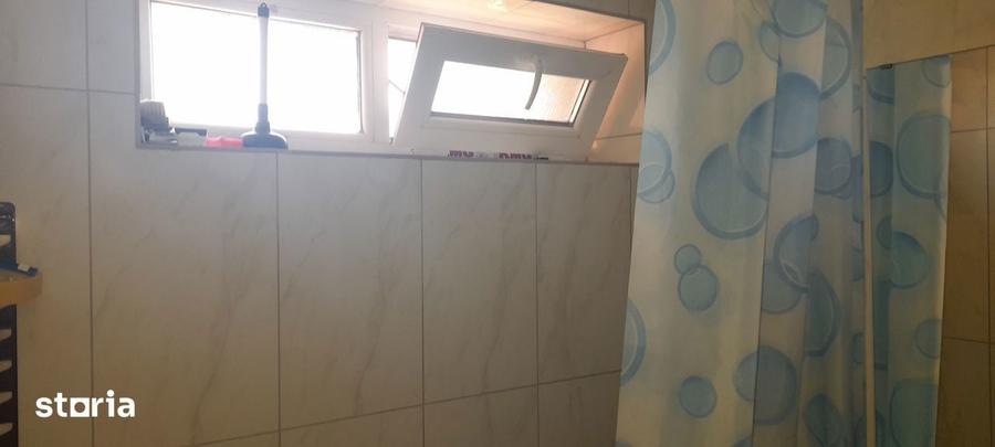 Apartament cu 2 camere semidecomandat în Micro 9