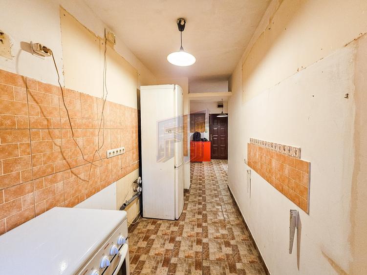 Garsonieră decomandată în Octavian Goga