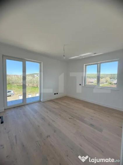 Casă cu 5 camere cu Teren 600 Mp în Central