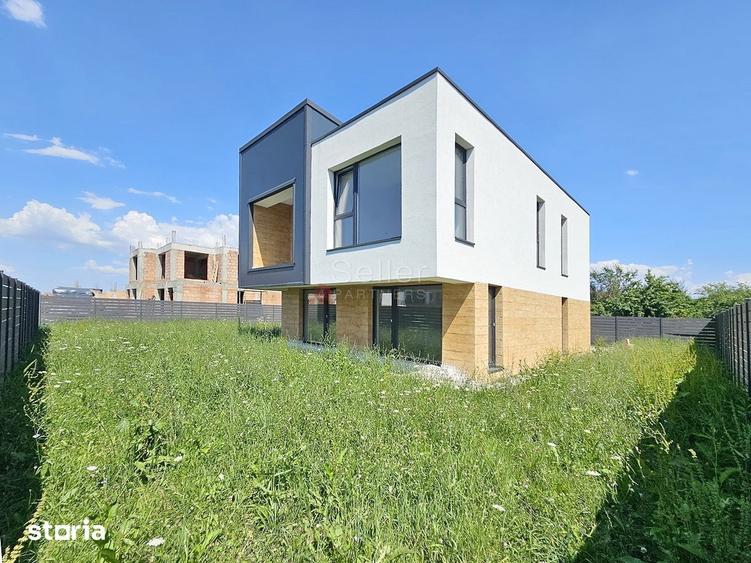 Casă cu 4 camere cu Teren 537 Mp în Central