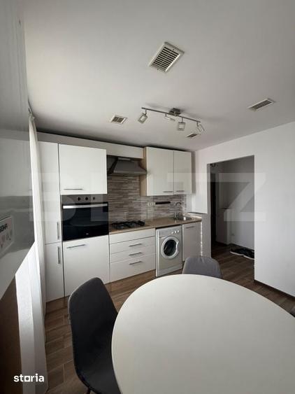Apartament cu 3 camere decomandat în Valea Aurie