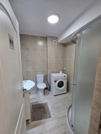 Apartament cu 2 camere decomandat în Florești