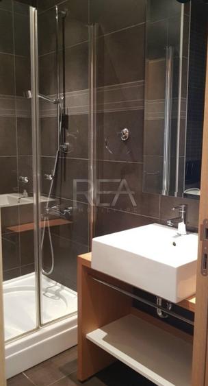 Apartament cu 3 camere decomandat, mobilat în Dristor