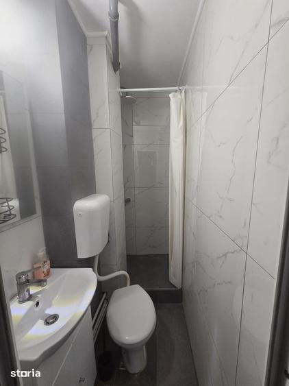 Apartament cu 2 camere de vanzare - Podu Ros / Cantemir - 2
