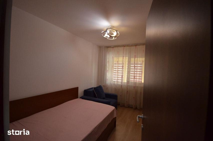 Apartament cu 3 camere decomandat în Pantelimon