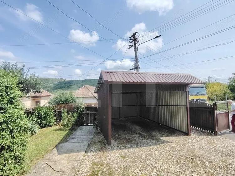 Casă cu 5 camere cu Teren 350 Mp în Târnăveni