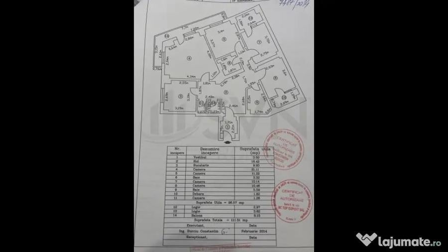 Apartament cu 4 camere semidecomandat în Universitate