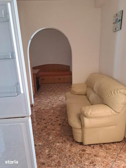 Apartament cu 2 camere decomandat, mobilat în Mircea cel Bătrân