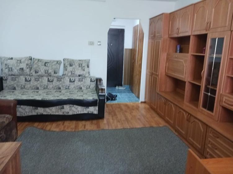 Garsonieră decomandată în Pădureni