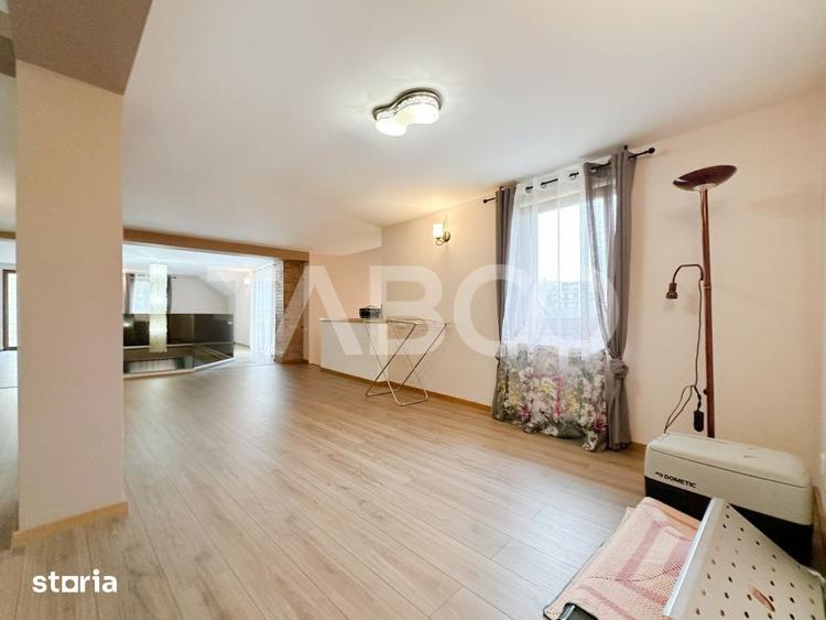 Casă cu 4 camere cu Teren 234 Mp în Sopor