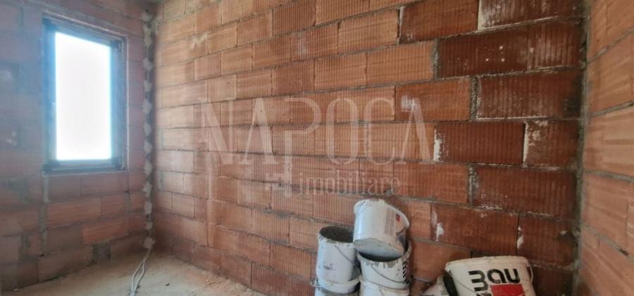 Casă individuală cu 5 camere cu Canalizare în Feleacu