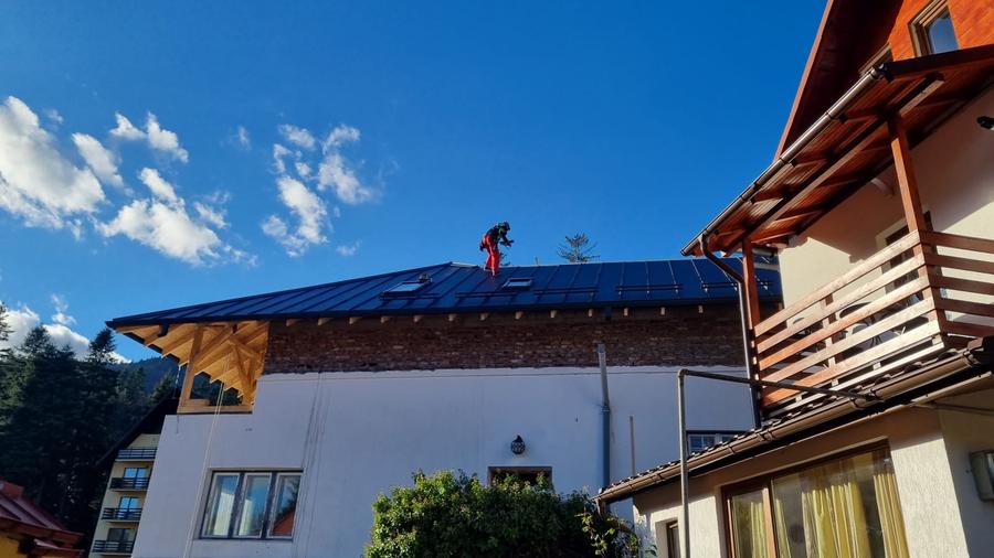 Casă individuală cu 8 camere cu Teren 700 Mp în Castelul Peleș