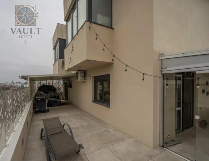 Apartament cu 4 camere decomandat, mobilat în Iancului