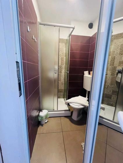 Garsonieră decomandată în UTA