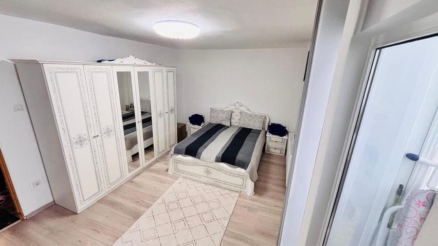 Apartament cu 2 camere decomandat, mobilat în Tudor