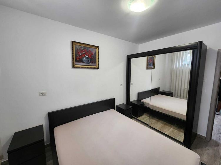 Apartament cu 2 camere decomandat în Apărătorii Patriei