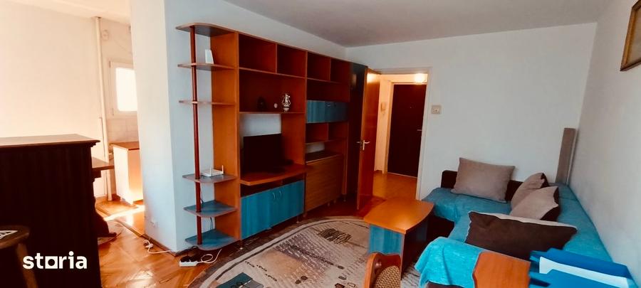 Apartament cu 2 camere decomandat, mobilat în Titan