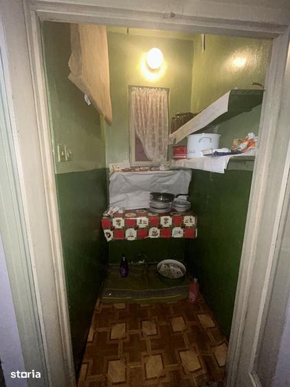 Casa individuala , 3 camere , 244 mp teren - 6