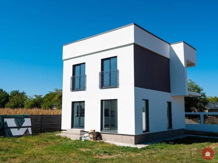 Casă cu 2 camere în Ișalnița