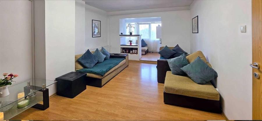 Apartament cu 3 camere decomandat în Uiasca