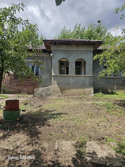 Teren de 1000 mp, în Vieru