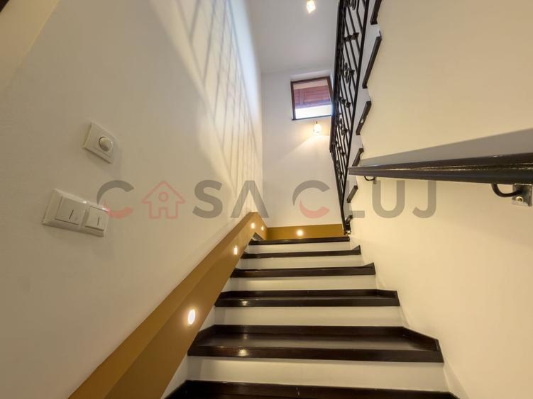 Duplex cu 5 camere cu Canalizare în Florești