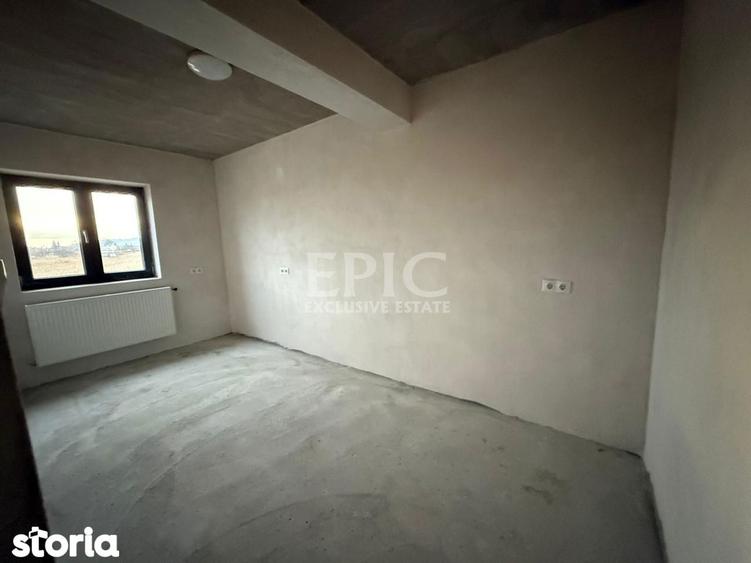 Casă cu 4 camere cu Teren 250 Mp în Sântana de Mureș