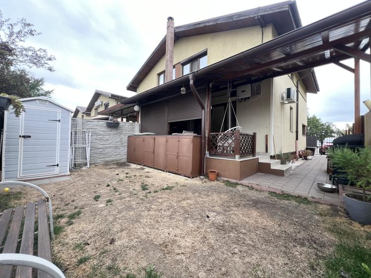Duplex cu 3 camere cu Canalizare în Torontalului