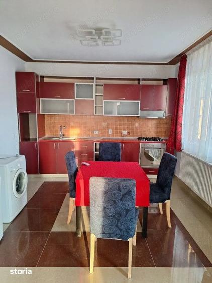 Apartament cu 3 camere decomandat, mobilat în Central