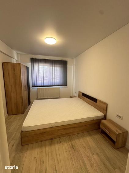 Apartament cu 3 camere decomandat în Theodor Pallady