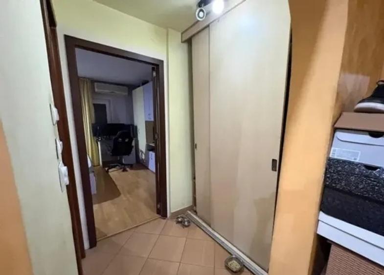 Apartament cu 3 camere decomandat în Vitan Mall