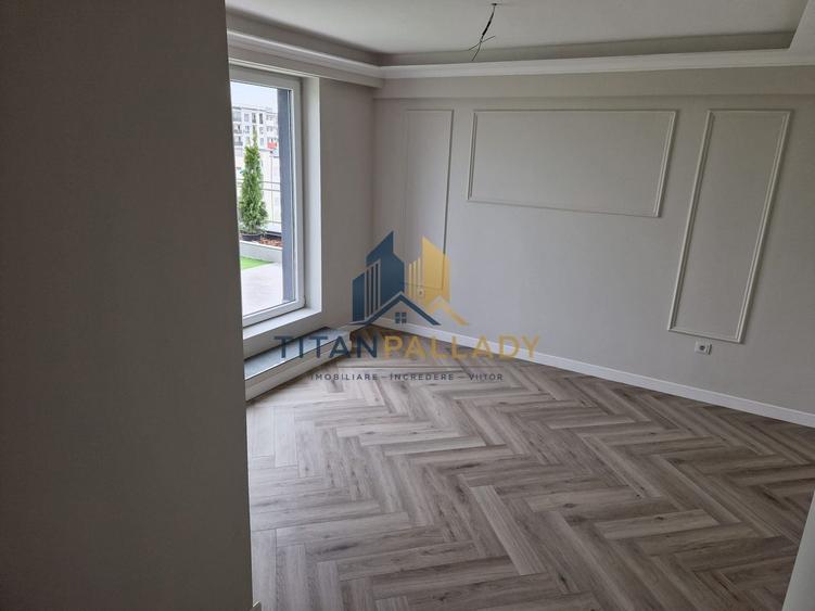 Penthouse cu 4 camere decomandat în Theodor Pallady