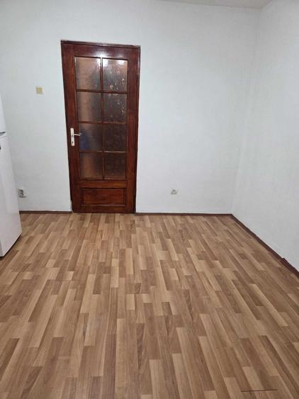 Garsonieră semidecomandată în Olimpia-Stadion