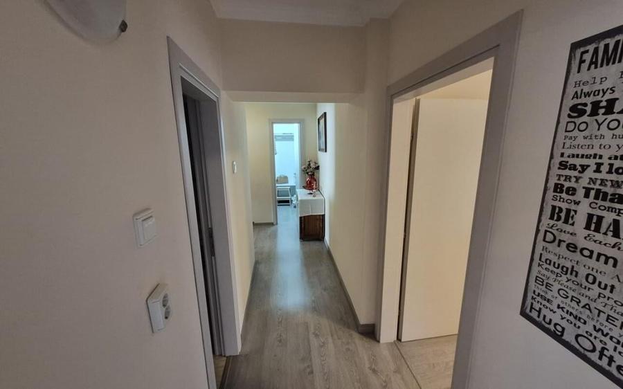Apartament cu 3 camere decomandat în Alba Iulia